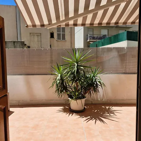2 Pieces A 2mn De La Mer, Climatise, Wi-fi, 4 Pers Appartement Nice