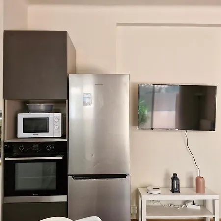 Apartament 2 Pieces A 2mn De La Mer, Climatise, Wi-fi, 4 Pers